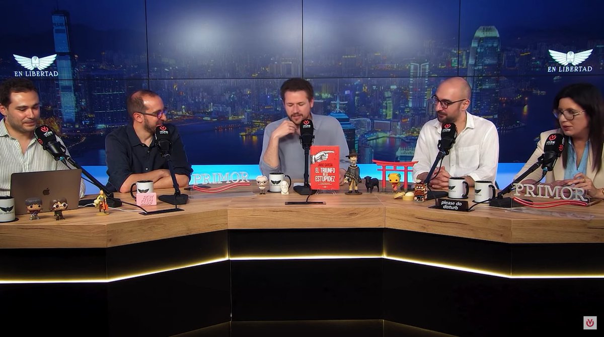 El mayor grupo de cracks de este país!
¡Cómo han despellejado esta noche al Felón y su corte de zombies!