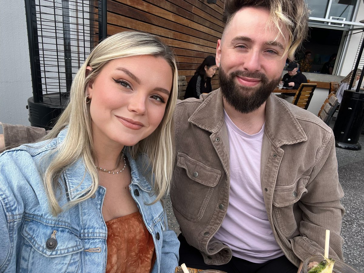 Sarah Schnugget tweet media