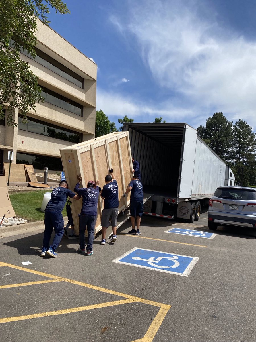 GoldenVanLines's tweet photo. There goes the 600 lbs. crucifix up into the truck. https://t.co/YUC4T5ylhf