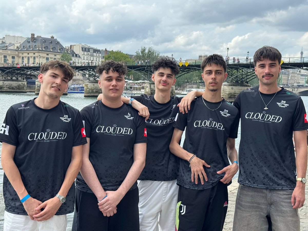 End of the split with <a href="/CLDeSport/">Cloud eSport</a> after this top 5-8 at the #UrbanSeries this weekend! ☁️

Not always positive results but this split is a source of progress and beneficial experience for next season:
1x Top 17
2x Top 23

Much love <a href="/MayKooRL/">MayKo</a> <a href="/Everinhooo/">Ever</a> <a href="/Skyrix_RL/">Skyrix.</a> <a href="/CracotteRL/">Cracotte</a> 🫶🏼