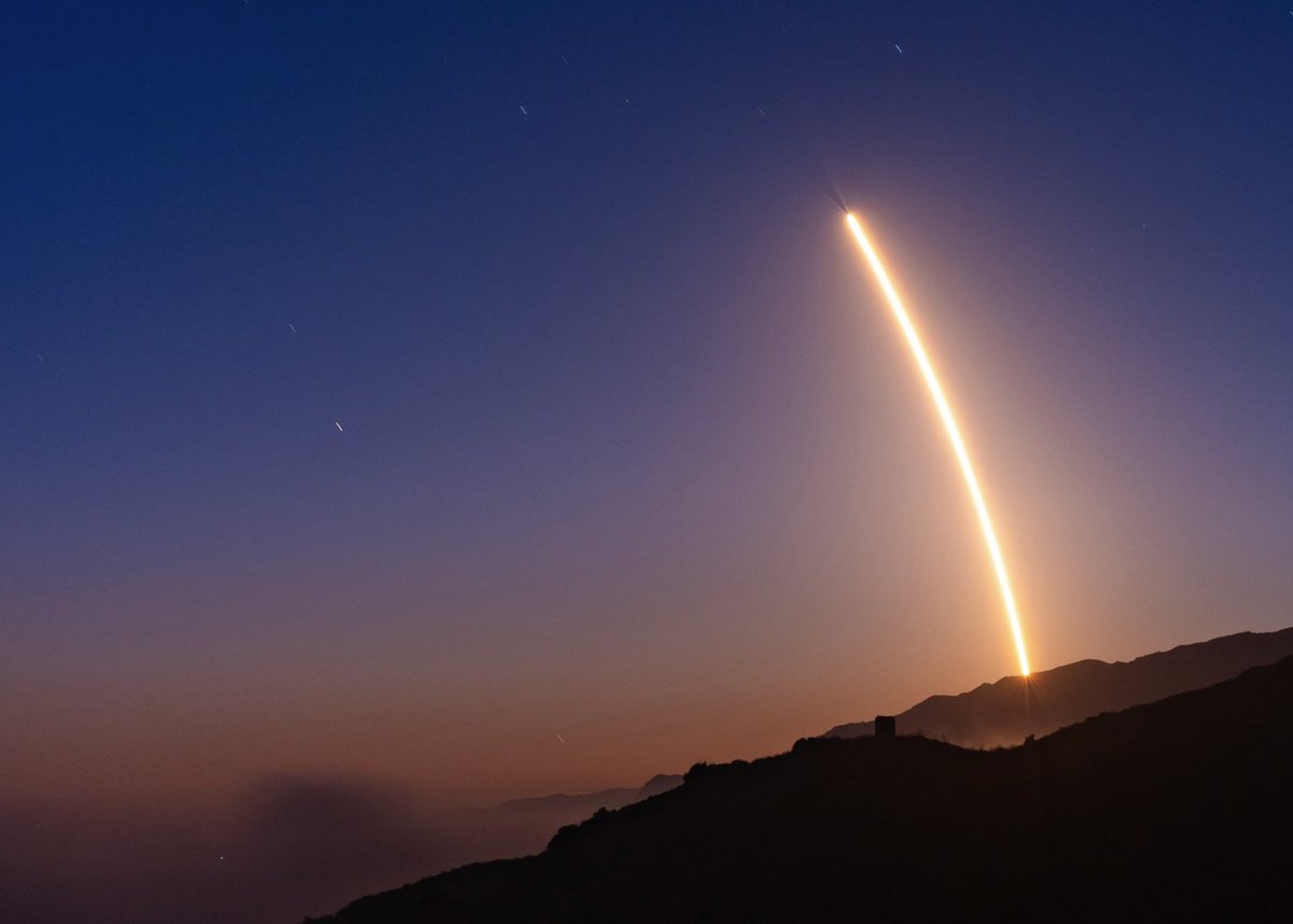 JohnPalminteri's tweet photo. A Falcon 9 launch carrying 26 Starlink satellites destined for low-Earth orbit has a launch window tonight at 8:36 p.m. with launch opportunities until 9:07 p.m.  from Vandenberg Space Force Base's Space Launch Complex 4 East.
 (File shot: Matt Wier) https://t.co/slTMNHNRZ3