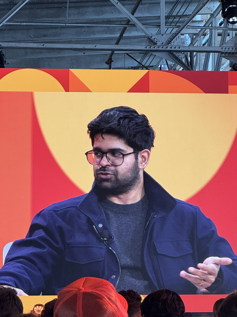 Amran Hudda (@amranhudda) on Twitter photo âHow do you stay motivated when down?â
<a href="/AravSrinivas/">Aravind Srinivas</a>: âI just watch the Elon Musk YouTube videosâ âHow do you stay motivated when down?â
<a href="/AravSrinivas/">Aravind Srinivas</a>: âI just watch the Elon Musk YouTube videosâ