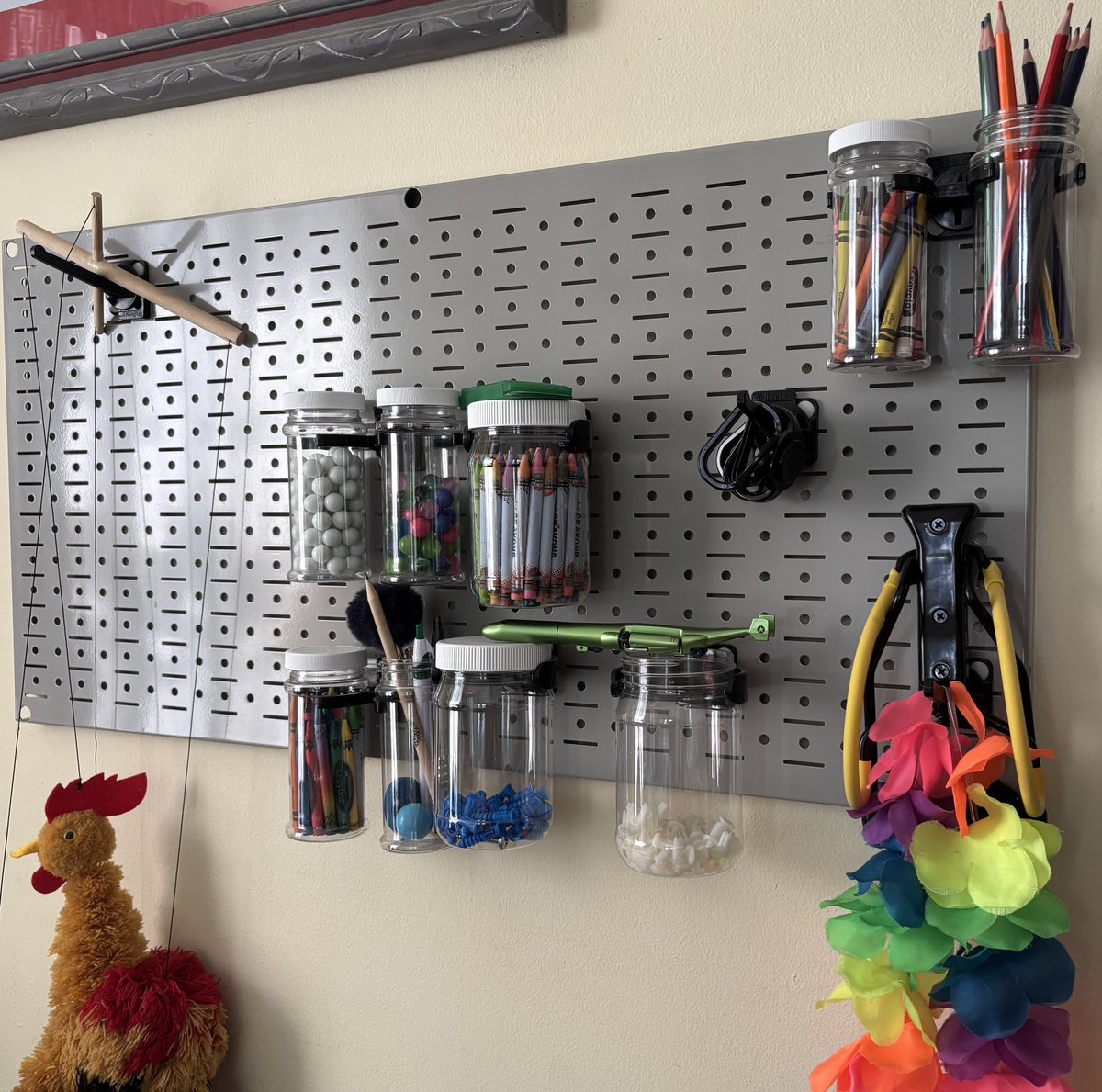 wallwerx's tweet photo. A wall organization system so simple, even an 8 year old can set it up.  Here are just few attachments from the Wallwerx system being used to organize toys and small items in a kids room. 

https://t.co/Q1a5slZlRB https://t.co/YAbdhT4dJ3
