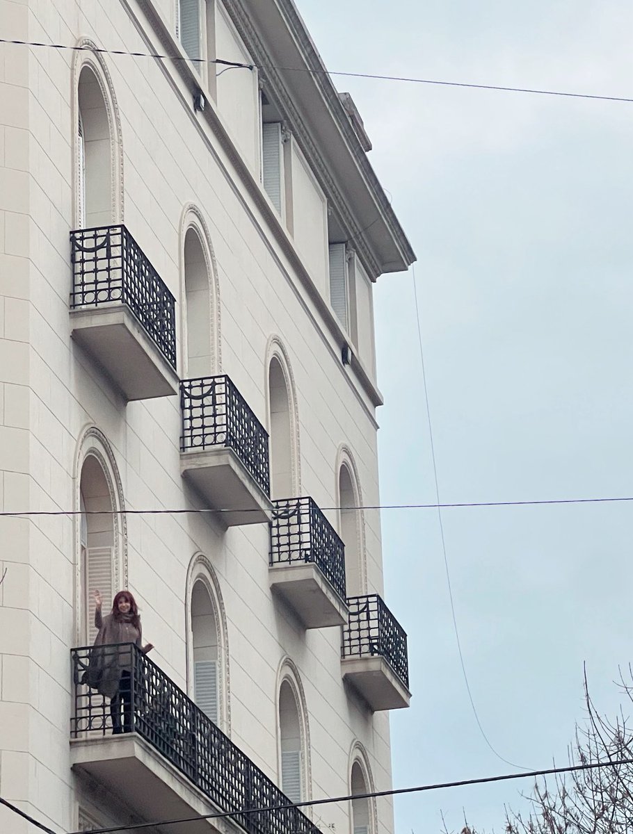 nicodezzo's tweet image. Cristina corazón.