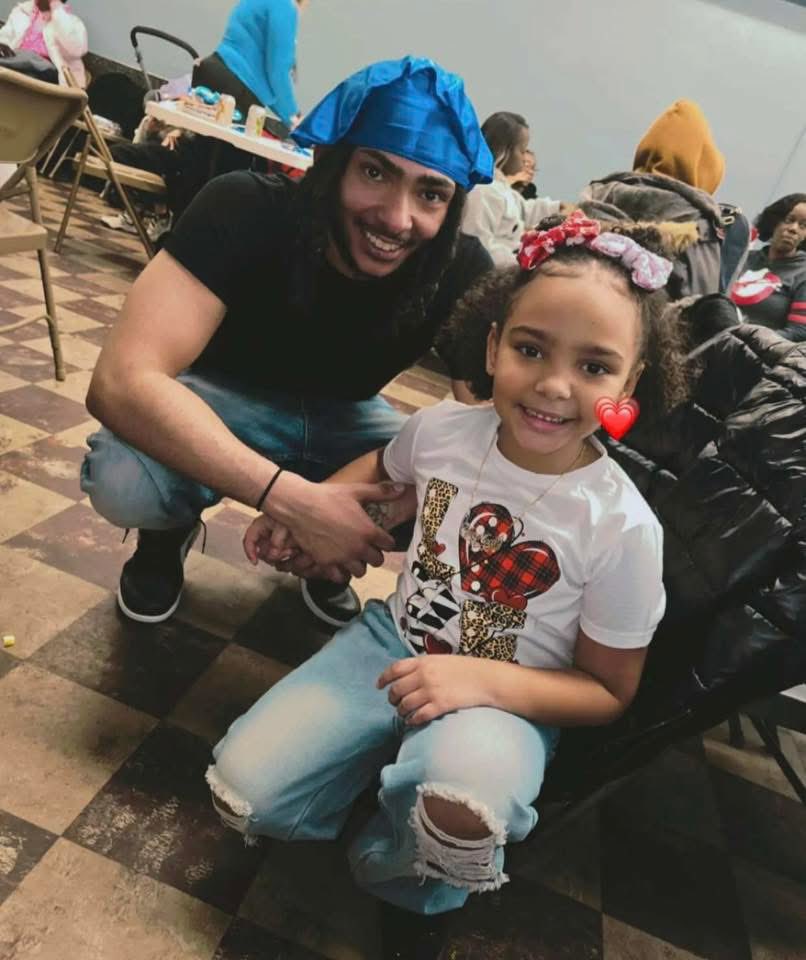Kay_beex's tweet photo. A day late but Happy Father’s Day homie ❤️ Your first one home in 5 years. Watching you be a dad has been an amazing experience. https://t.co/8MSSL6NWIF