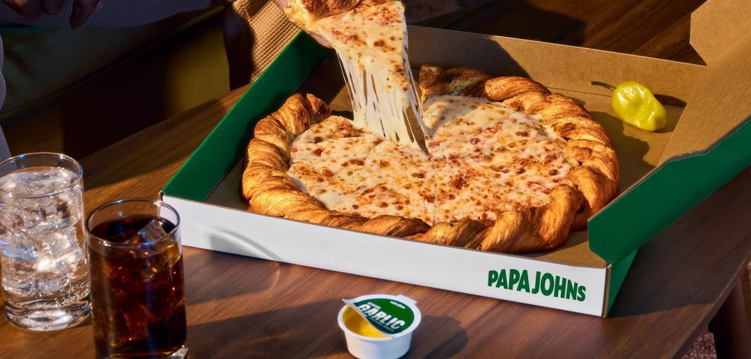 The Flakiest Missed Opportunity in Fast Food Marketing: Papa Johns Launches Croissant Pizza… But Forgets to Secure the Domain Name domainsuccess.com/croissant-pizz…