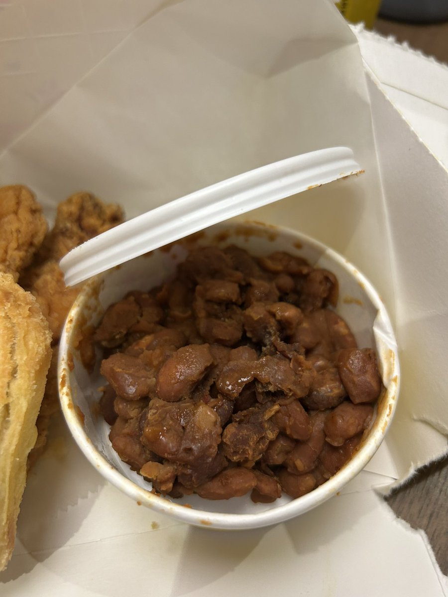 jlsmith6895's tweet photo. @Bojangles What might put me in a good mood is to not have wasted $30+ dollars on this garbage we got at a North Charleston Bojangles location. https://t.co/tvhOGEDNc9