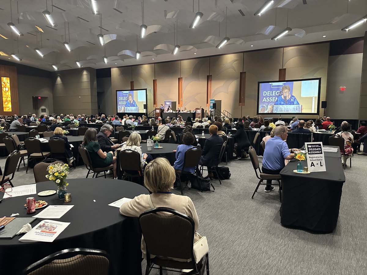 Shelly Mantel of the Mountain View-Birch Tree R-III School District has officially been sworn in as the new President of the Missouri School Boards’ Association for 2025-26. Congratulations, Shelly! 
#2025MSBA #ItsOurWhy