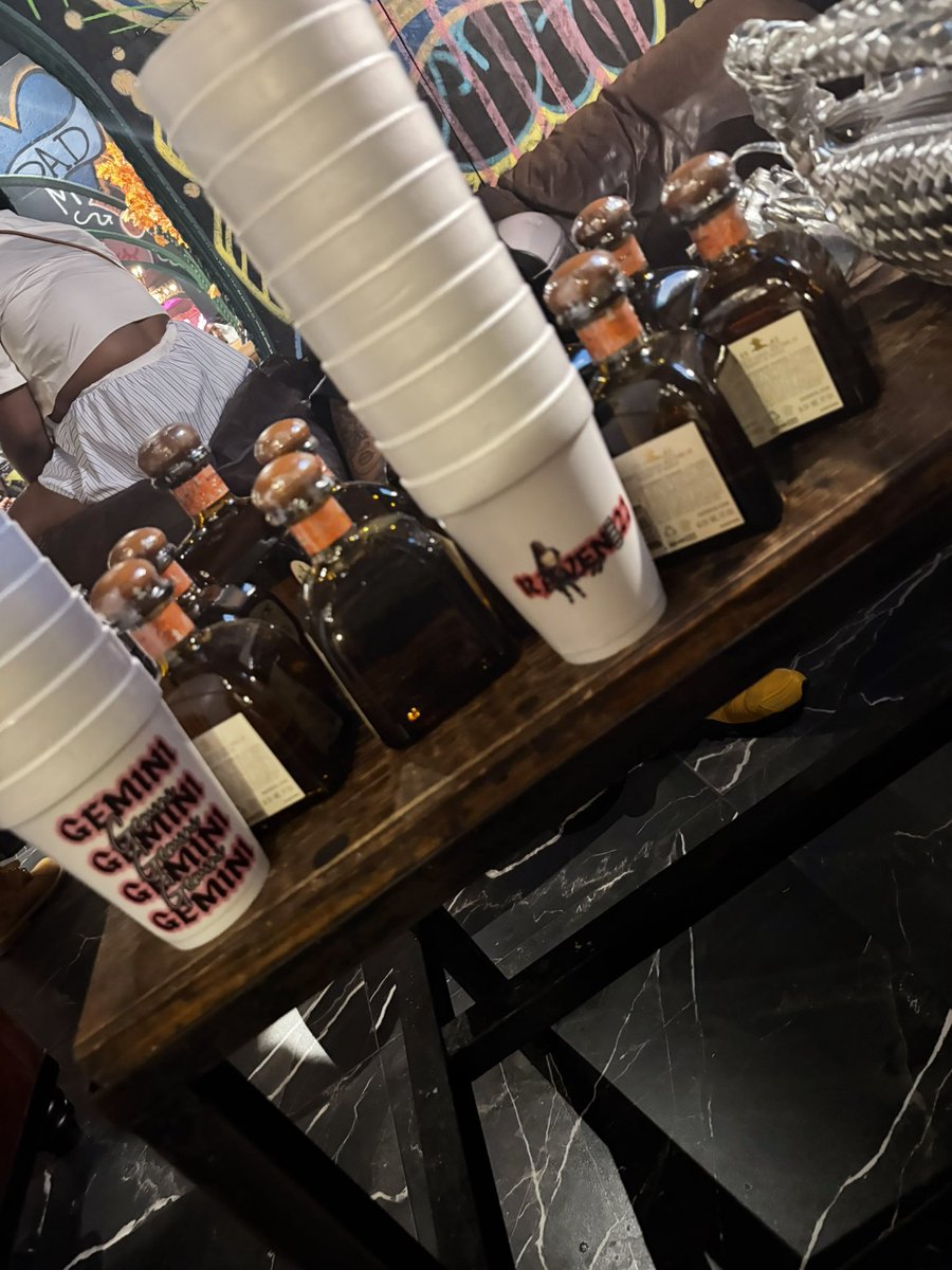 _raysimone's tweet image. 06/10🥳