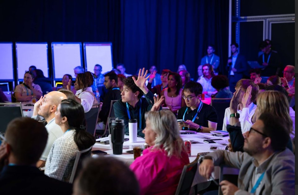 Nueva Exponeur Academy   
GEN &amp; Entrepreneurship Vision lanzan la Exponeur Academy, brindando formación gratuita y mentoría a 40 emprendedores emergentes. 
¡Los mejores representarán a sus países en Expo 2025 Osaka! 🇯🇵✨