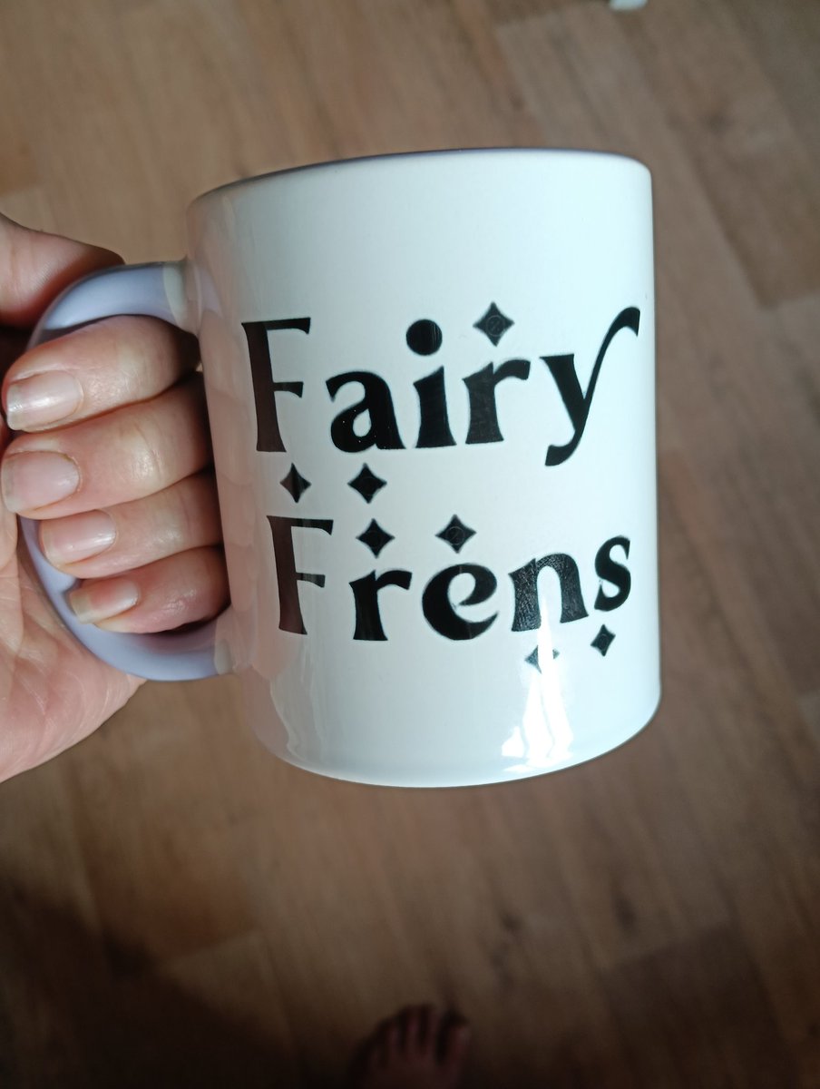 TheFairies_'s tweet image. Who loves the new @FairyFrensX mugs?!
👍🏼 

😂 @nfttink loves a meme
