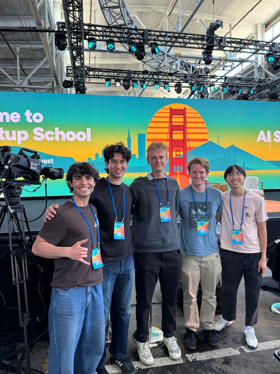 Theo Lemay tweet media