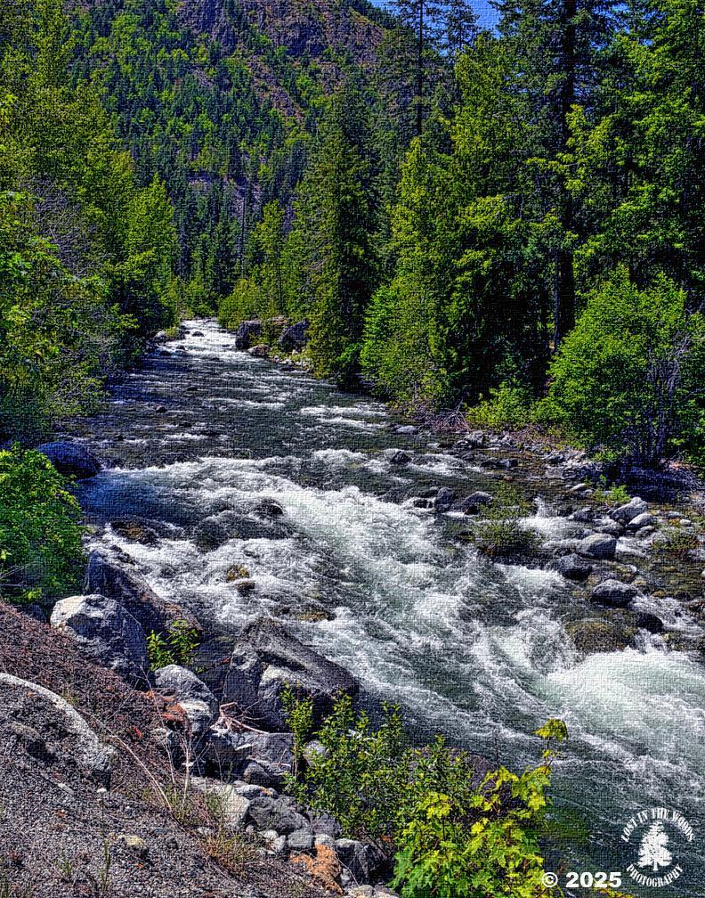 KimRice28's tweet image. Timeline cleanse...
Compliments of John Woods.
"Alongside the Wenatchee River" in Washington state.
#beautifulpnw