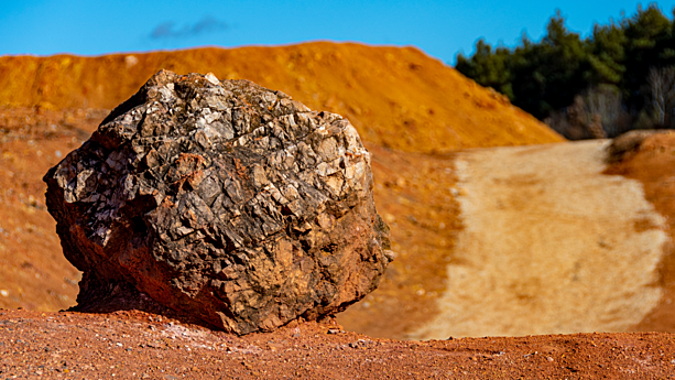 b_richo_'s tweet photo. The critical mineral no one's watching (and our #1 ASX small cap pick)
$VBX.ax IPO going live this morning, 17 June, 11am. Bauxite project in WA. We published our thesis on Livewire (link below)
#VBX #ASX #IPO #Resources https://t.co/twcDGCXCC2