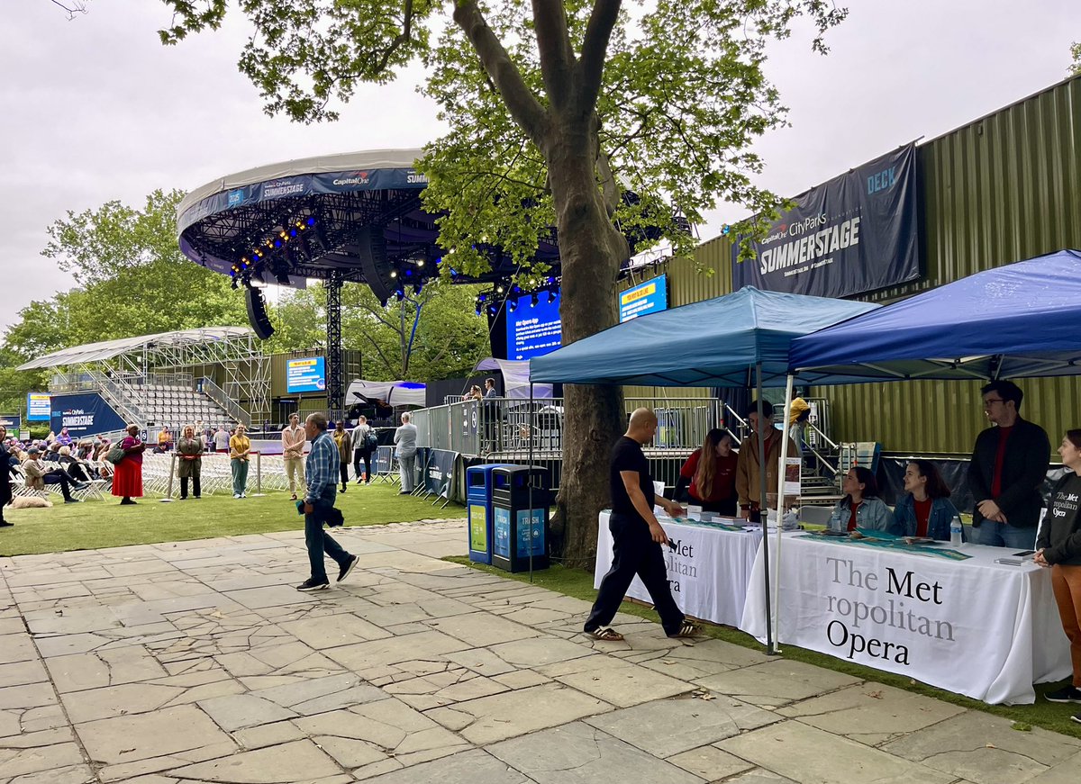 Wanna hear some free opera tonight? We’re in Central Park with @metopera - come on over!
