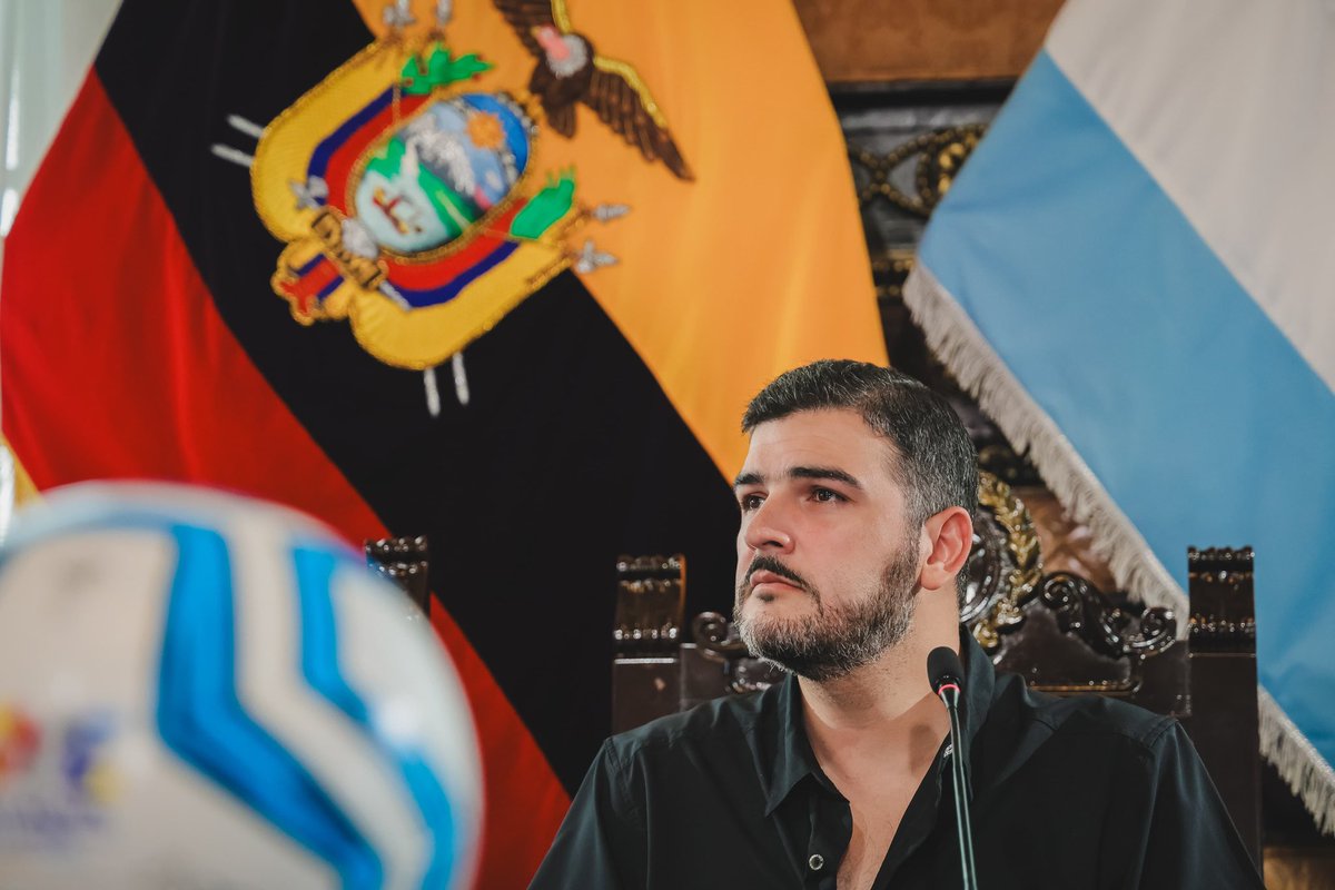 ⚽ ¡LigaPro Kids vuelve con más fuerza!

Más de 15.000 niños y jóvenes serán parte de la segunda edición del Torneo Municipal Infanto-Juvenil LigaPro Kids, una competencia que consolida a Guayaquil como semillero del fútbol ecuatoriano.

#ConstruyendoLaCiudadDeTodos