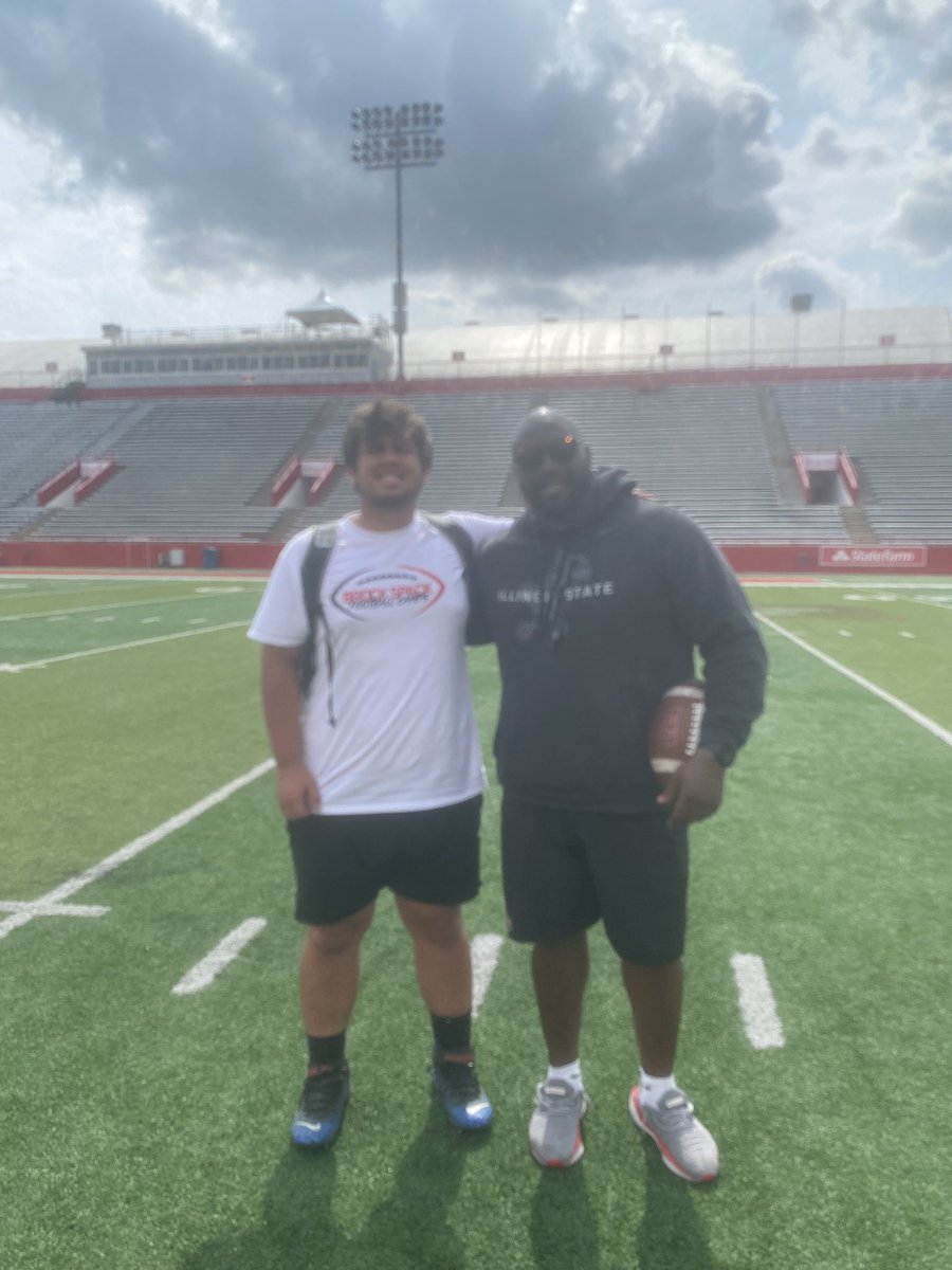 AlexGlinLS's tweet image. Had a great time at @RedbirdFB today for their Specialist Camp! Thank you to @CoachK_Stew and @Coach_Etheridge for the instruction and hospitality!
@centurions_fb