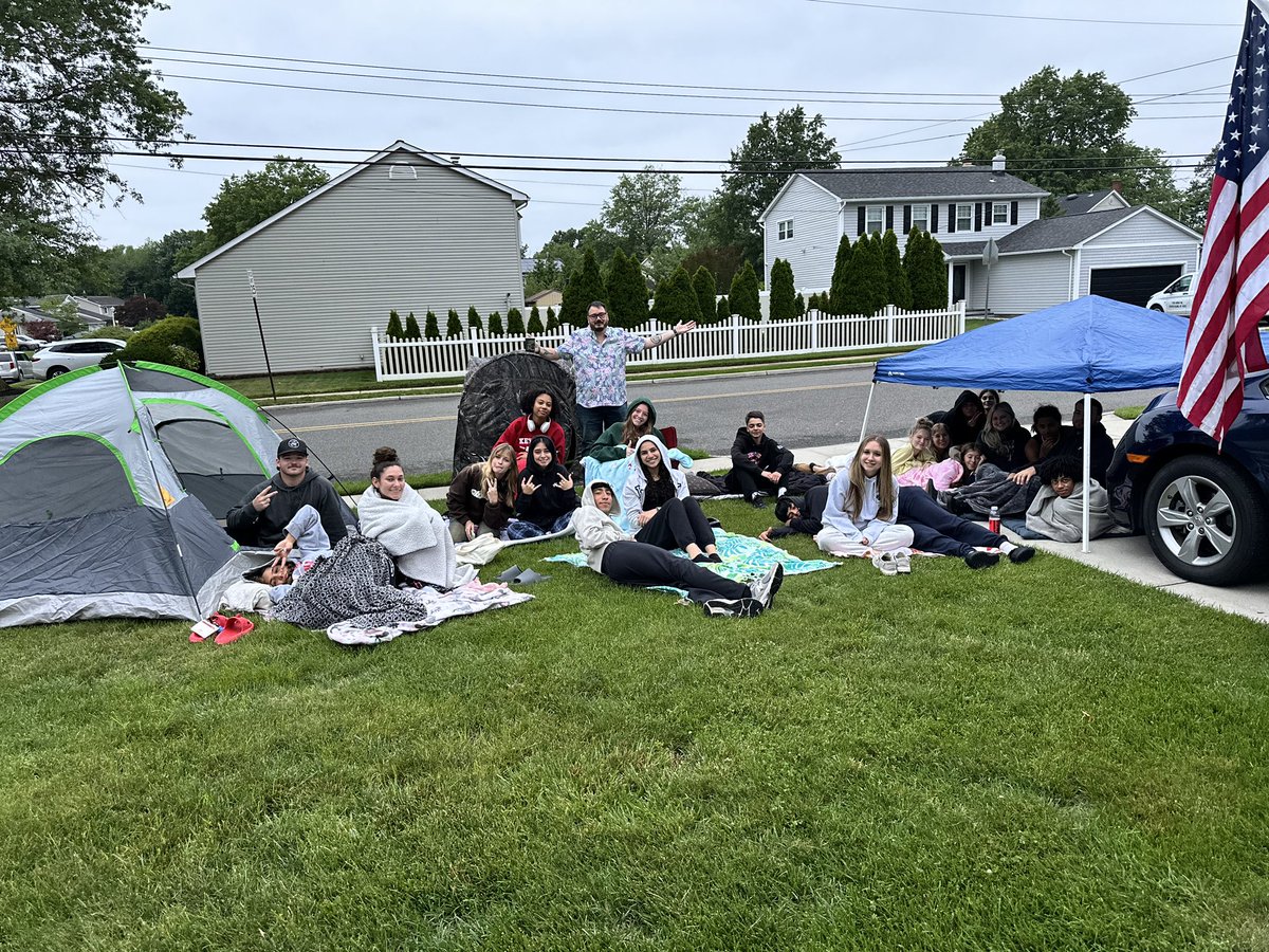 James Wesley tweet media