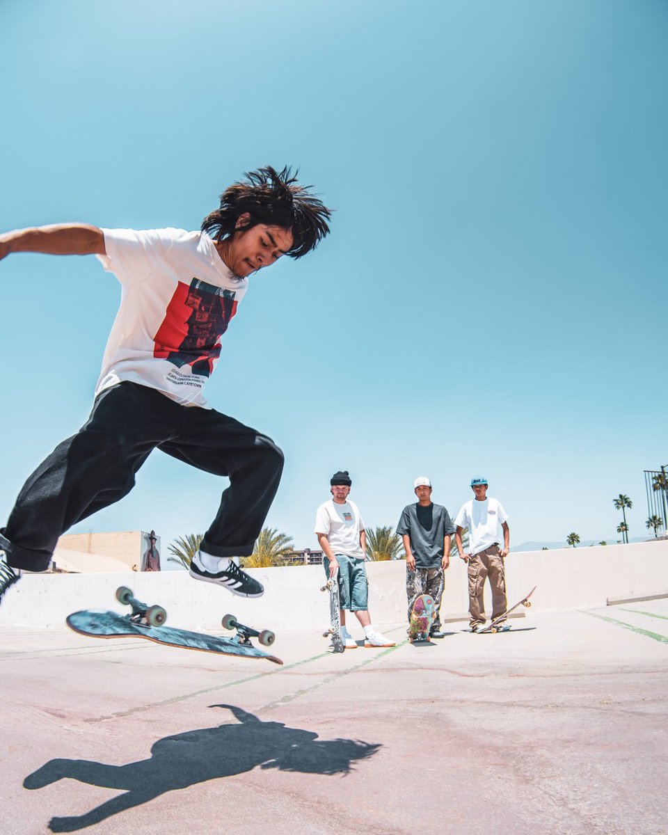 Shiekh's tweet image. Not here to rush. Just here to roll.
You don’t need a plan,  just something that moves you.

Tell us what keeps you rolling this season 
{link in bio}

#WhatMovesYou #SkateLife #SummerEase #VibeAndRide #ShiekhLifestyle