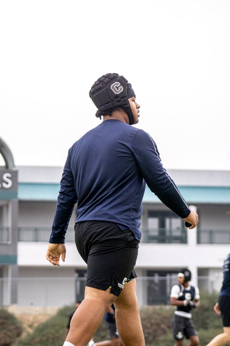 Summer ball 🏈 😎 with <a href="/chaparralpumafb/">Chaparral Puma Football</a> Time is flying! <a href="/Coach_Ramer/">Coach Ramer</a> <a href="/CoachDeeWR/">D’Vonte McKneely</a> <a href="/coach_jpayne/">Jason Payne</a> <a href="/Tcaldwell_59/">Terrance Caldwell</a> <a href="/WPlemons/">Will Plemons</a> <a href="/skyler_ridley/">Coach Ridley</a> <a href="/Coach_TUI/">Manako Tuifua</a>