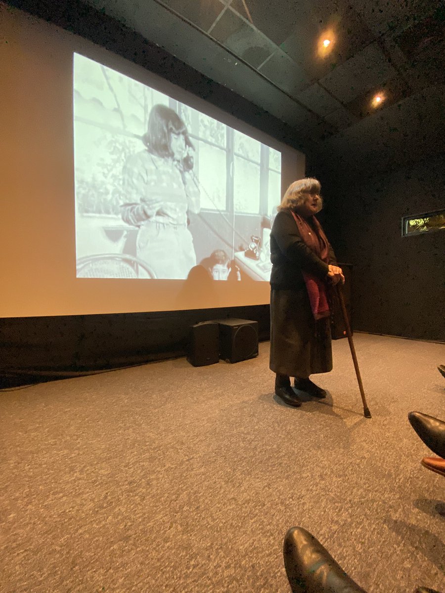 Alicia Vega en la desde hoy Sala Alicia Vega (ex microcine) en <a href="/CinetecaChile/">Cineteca Nacional de Chile</a> <a href="/CCPLM/">Centro Cultural La Moneda</a>