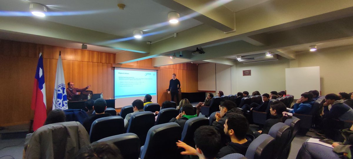 CIAM_UFRO's tweet photo. ¡Excelente Seminario sobre Alfabatización Motriz!👌
El Dr. Johannes Carl de @Deakin University, Australia; y el Director del CIAM Dr. Jaime Carcamo presentaron sobre la conceptualización y contextualización en clases de Educación Física 
@UFrontera @IMDRC_MotorDev @PhysLiteracy https://t.co/gHow4Pc1aA