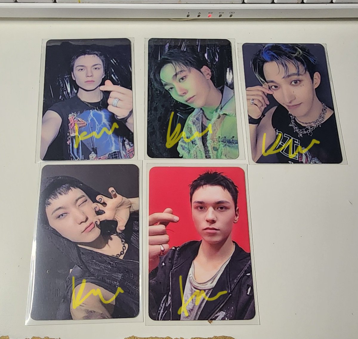 kkumahae's tweet photo. try lang 🥹🙏

WTT LFT

Have 
AppMu vernon seungkwan dk
olive young hoshi
7/11 vernon 

WANT
Any LD, POB or KIT Scoups

seventeen pc photocard thunder hbd happy burstday https://t.co/9E9IYOyNOD