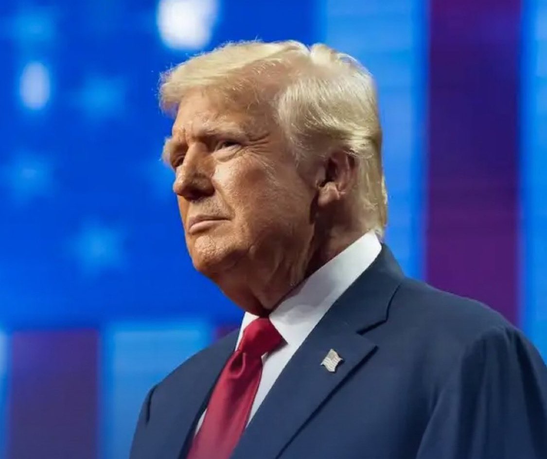 فوكس نيوز : الرئيس ترامب يطلب من فريقه للأمن القومي أن يكونوا مستعدين في غرفة العمليات بالبيت الأبيض.