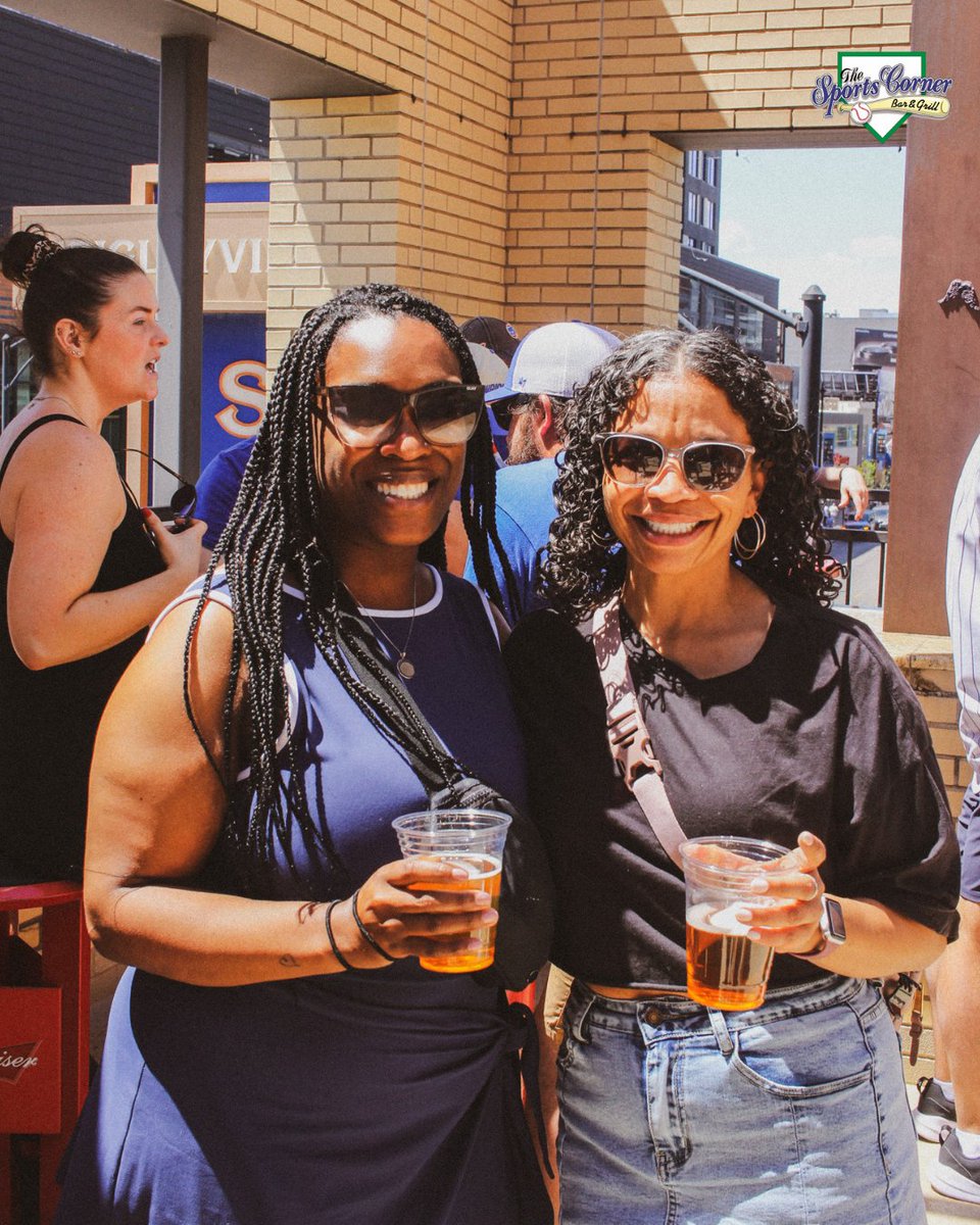🍻 Drinks on the rooftop just taste better. What’s your favorite summer beer?