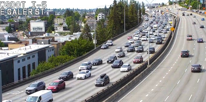 Xóa: Tất cả các làn đường trở lại trên I-5 về