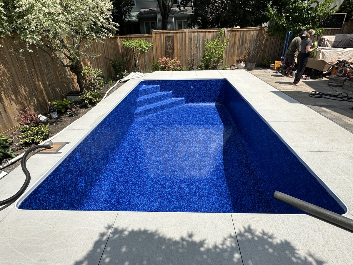 hbpools's tweet image. A new liner doesn’t just refresh your pool—it transforms your entire backyard. 

Faded, wrinkled, or leaking liner? It’s time for a change.

📞 Ready for a liner upgrade? Let’s get started.
📩 info@hbpools.com | 📱 613-212-0036

#HBPools #PoolLinerReplacement #OttawaPools