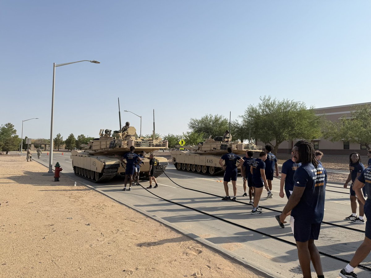 Thanks to the men and women of our Armed Forces at Fort Bliss for hosting <a href="/UTEPFB/">UTEP Football</a> this morning!!! What other NCAA FB team is pulling a tank this summer?!? #PicksUp ⛏️🧡💙 #winthewest