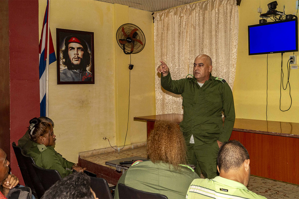 El sábado 21 de junio tendrán lugar en #Mayarí las actividades por el Día Territorial de la Defensa. Las acciones se concentrarán en la demarcación de Cabonico, donde desarrollarán un ejercicio territorial para poner a prueba la disposición combativa de las diferentes estructuras