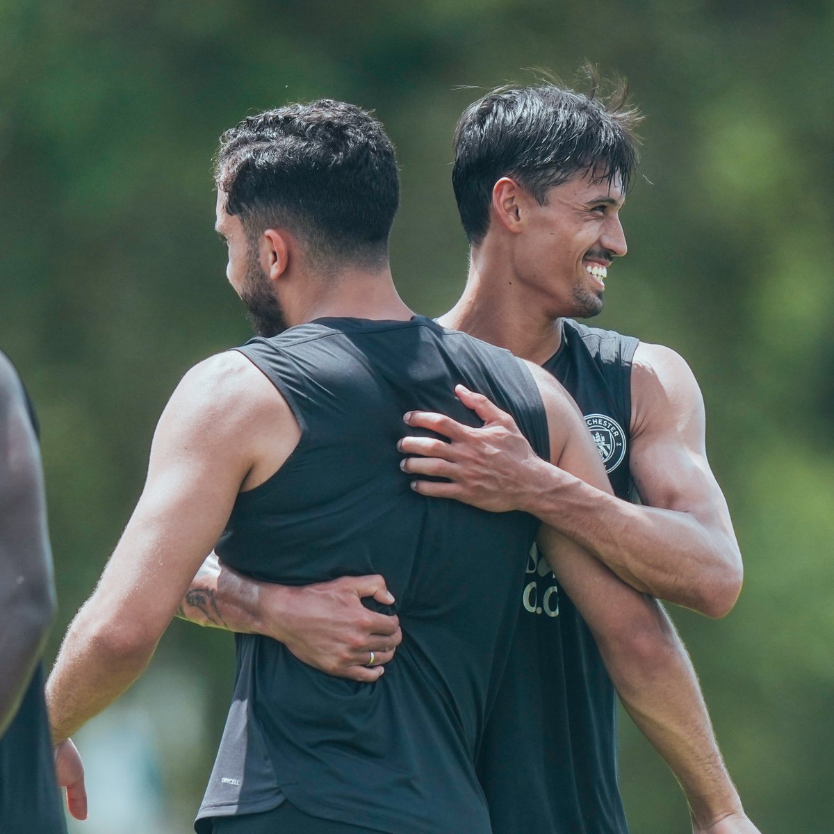 Senyum siap menjalani hari, semangat Cityzens! 🔥😊

#ManCityIndo