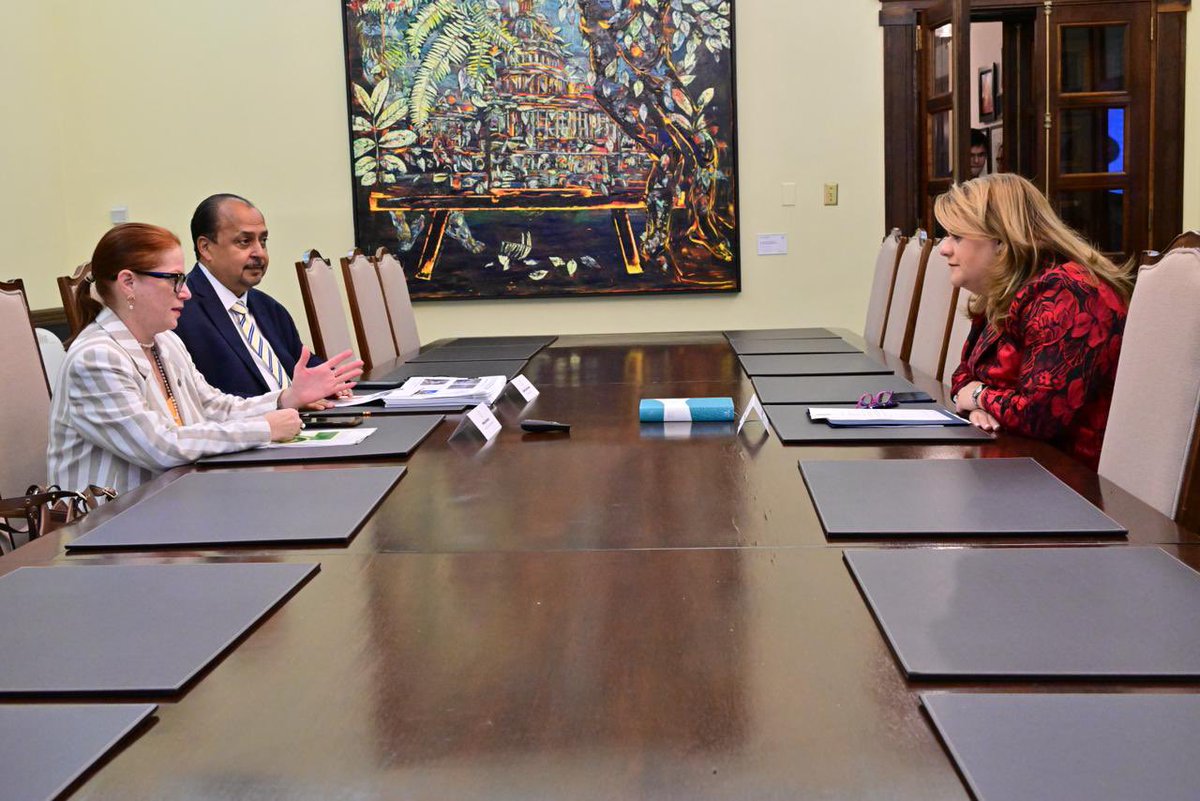 Hoy sostuve una reunión con Melissa Santana, directora del Instituto de Cultura Puertorriqueña (ICP), y el arquitecto Carlos Rubio Director Ejecutivo de la Oficina Estatal de Conservación Histórica para dar seguimiento a los avances en la restauración del instituto. Además,