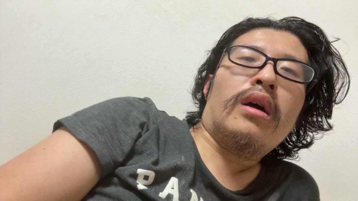 chomunida2525's tweet photo. 本題『清瀬暑すぎて燃ゆ』副題（歌枠で歌う曲変更したい） / ニコ生配信中 https://t.co/Q7FugnqVcE https://t.co/SSMTHkvqW6