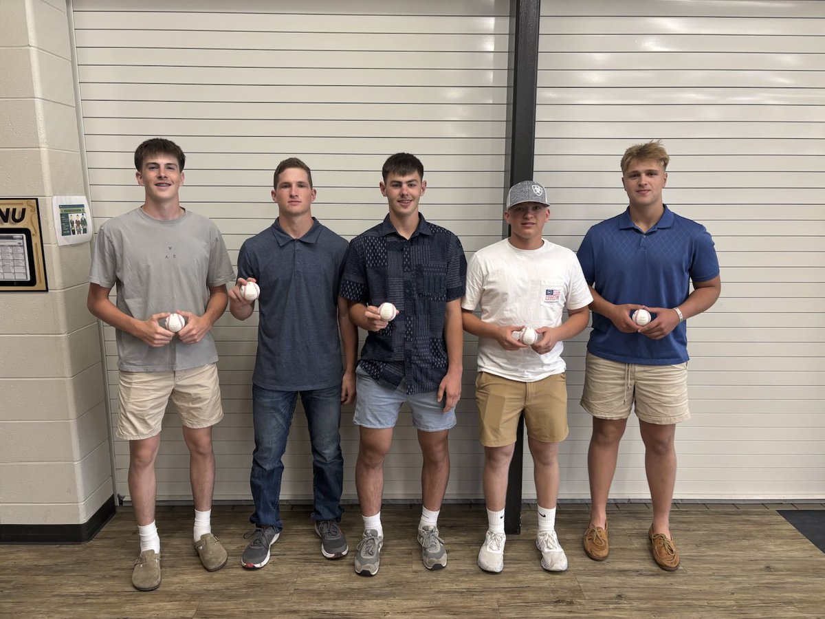 2025 Season Awards
Team Awards
Rookie of Year - Logan Mollenkopf
Pitching Award - Carson Harness
Gold Glove - Gavin Mollenkopf
Silver Slugger - Eli Holloway
“ACE” Award - Noah Herd