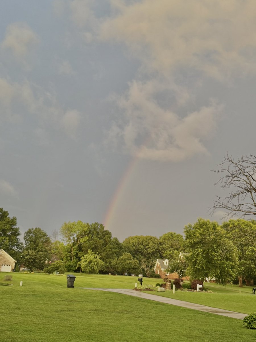 Faint double rainbow! #ncwx <a href="/clairefrywx/">Claire Fry</a>