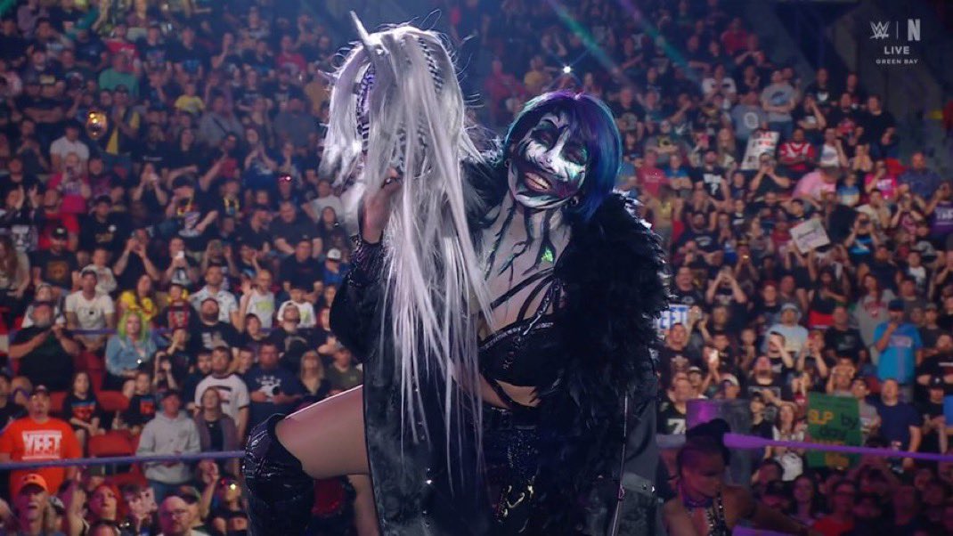 ibeats_0's tweet image. Welcome back home Asuka we’ve missed your presence 🥹🥹🥹 #WWERaw