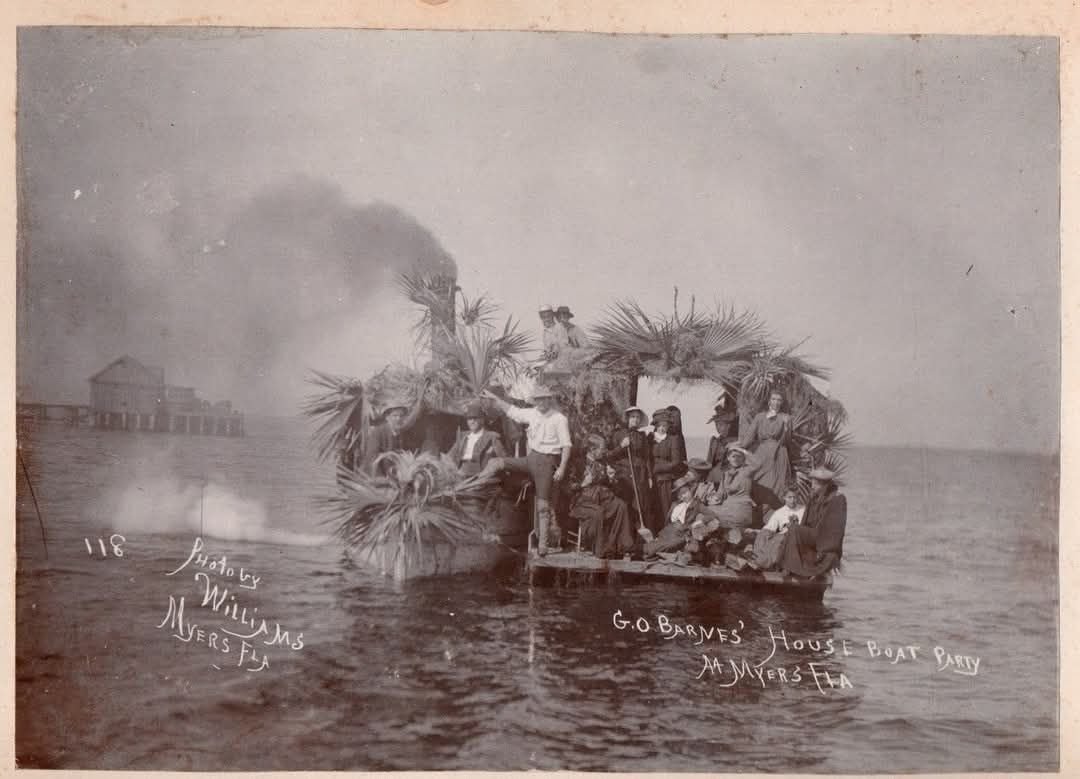 BeachFrmFL's tweet image. House boat party - Ft. Myers/Sanibel, #Florida - 1897