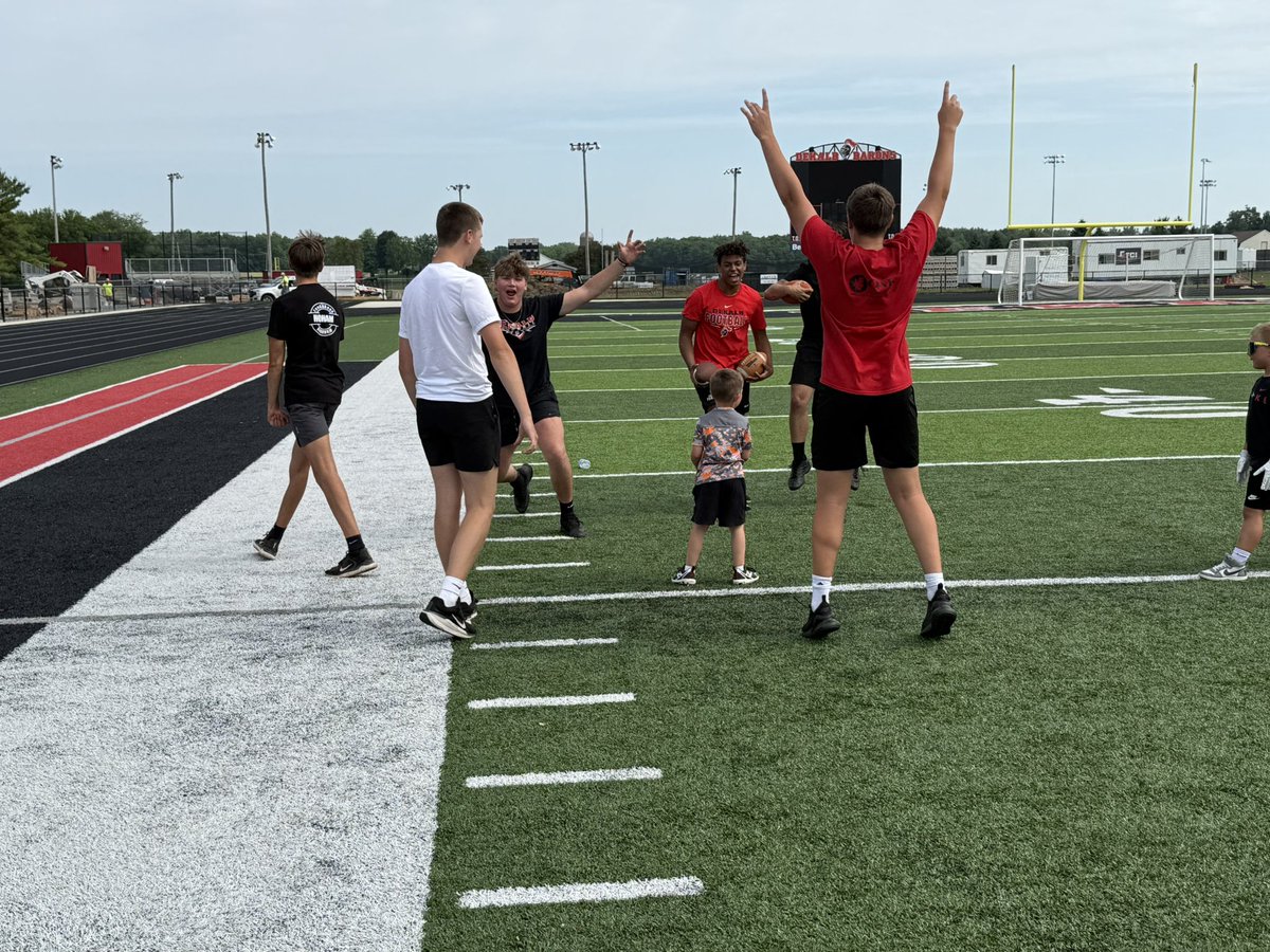 BaronFootball's tweet photo. Youth Camp Day 1 

70 campers today!  Lots of work… Lots of smiles https://t.co/J7iICMYVBI