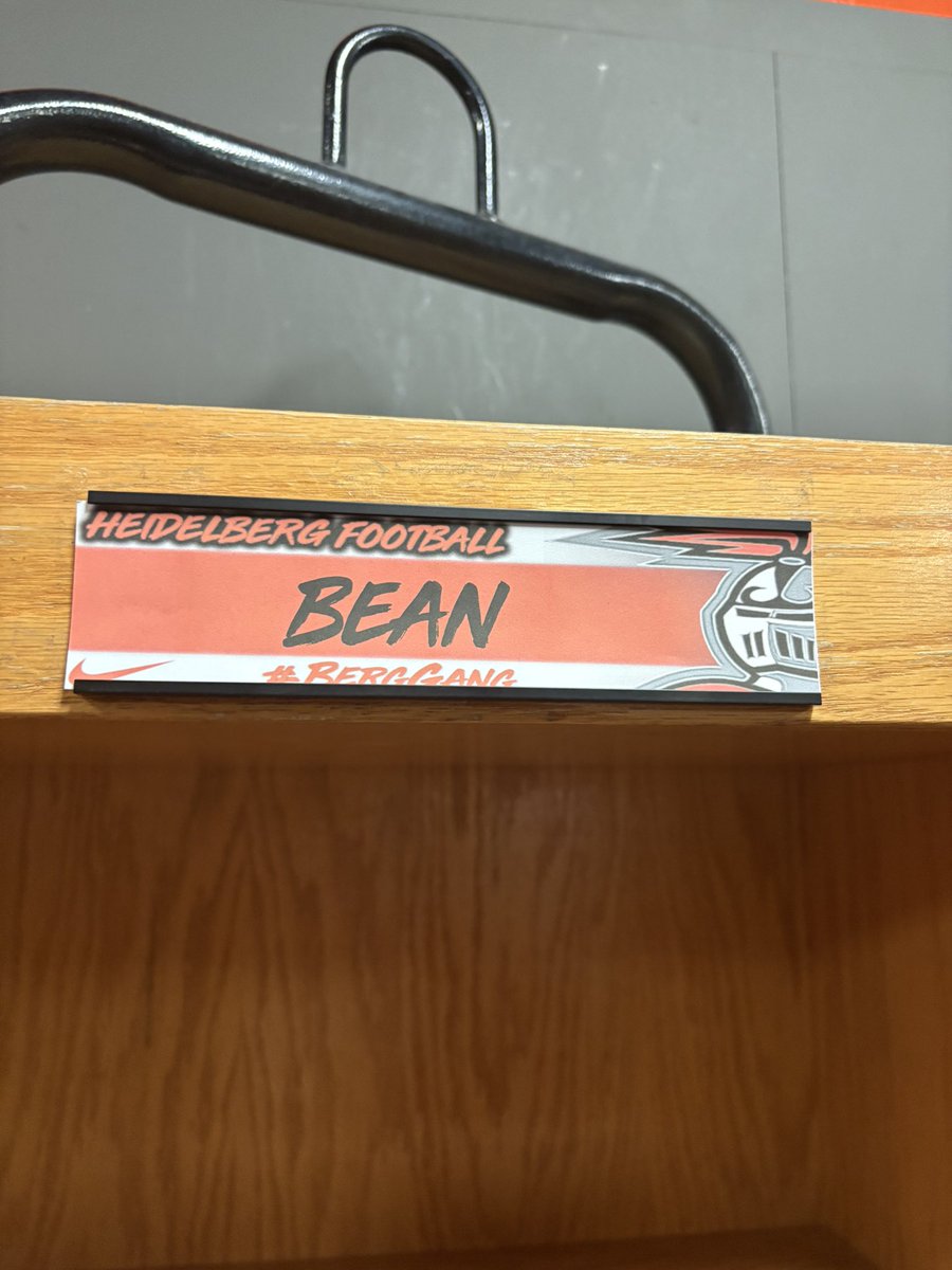 Had a great time at Heidelberg today, wanted to thank all the coaches for having me. Can't wait to be back up for a game day!!!
<a href="/CoachTateSchorr/">Coach Schorr</a> <a href="/Coach_Donaldson/">Scott Donaldson</a> 
<a href="/CoachJakubcin/">Branden Jakubcin</a>