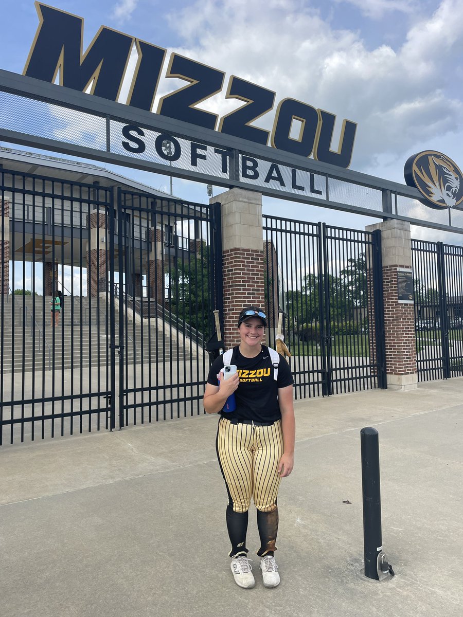 Abby Chapmond (@achapmond_2027) on Twitter photo Great to be back in Como for <a href="/MizzouSoftball/">Mizzou Softball</a> Elite Prospect Camp! Thank you coaches! Can’t wait to come back! <a href="/CoachLarissaA/">Larissa Anderson</a> <a href="/CoachBella42/">Bella Norton</a> <a href="/epsteinhitting/">Coach Ep</a> <a href="/CoachJayGwyn/">Assistant Softball Coach, MIZZOU</a> <a href="/HaffMary/">Mary Haff</a> <a href="/2026Epic/">Epic National 18U (Burnett /Smith)</a> <a href="/Epic__SB/">Scotty Smith</a> <a href="/jengilbertsba/">Jen Gilbert Softball Academy</a> Great to be back in Como for <a href="/MizzouSoftball/">Mizzou Softball</a> Elite Prospect Camp! Thank you coaches! Can’t wait to come back! <a href="/CoachLarissaA/">Larissa Anderson</a> <a href="/CoachBella42/">Bella Norton</a> <a href="/epsteinhitting/">Coach Ep</a> <a href="/CoachJayGwyn/">Assistant Softball Coach, MIZZOU</a> <a href="/HaffMary/">Mary Haff</a> <a href="/2026Epic/">Epic National 18U (Burnett /Smith)</a> <a href="/Epic__SB/">Scotty Smith</a> <a href="/jengilbertsba/">Jen Gilbert Softball Academy</a>