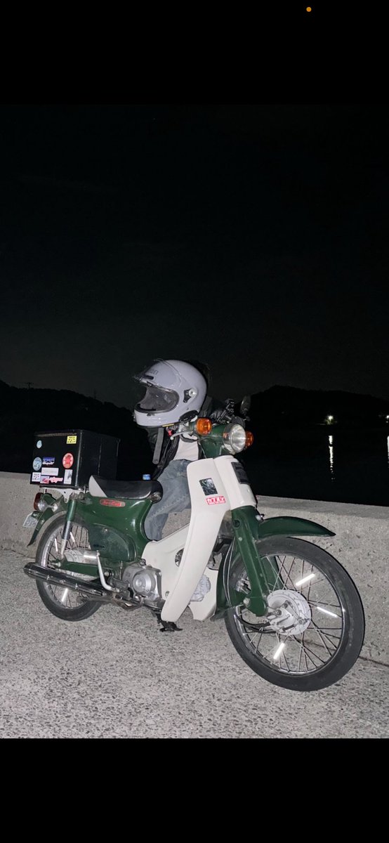 カブにオイル入れすぎてめっちゃかぶる