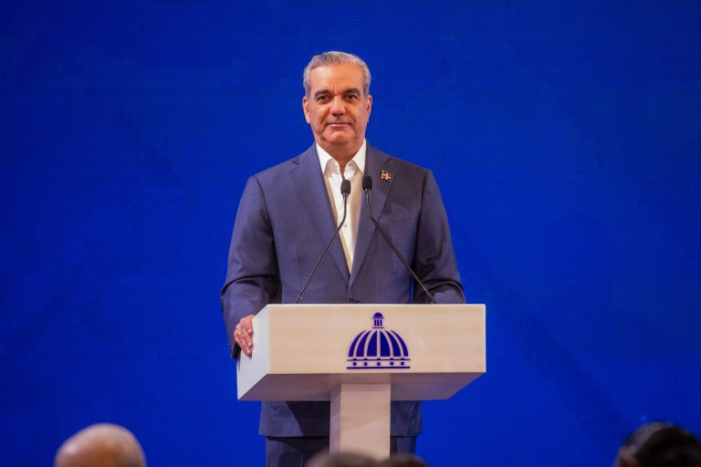 El Nuevo Diario (@elnuevodiariord) on Twitter photo "Yo pienso que hay muchos países cansados de los problemas de Haití", manifestó el presidente <a href="/luisabinader/">Luis Abinader</a>.
Visita nuestro canal de Youtube
youtube.com/@ElNuevoDiario…
#ElNuevoDiarioRD "Yo pienso que hay muchos países cansados de los problemas de Haití", manifestó el presidente <a href="/luisabinader/">Luis Abinader</a>.
Visita nuestro canal de Youtube
youtube.com/@ElNuevoDiario…
#ElNuevoDiarioRD