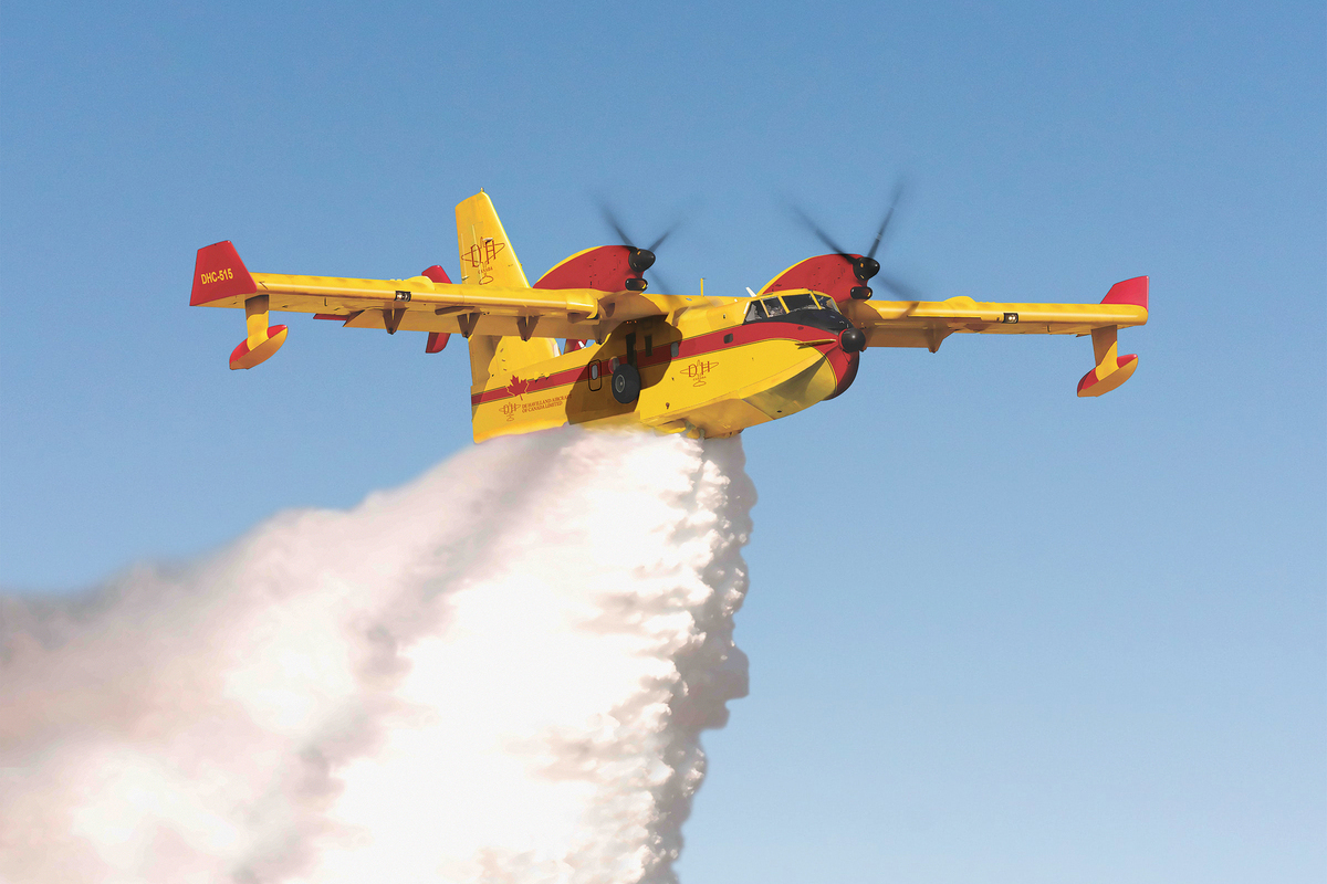 AvSourceNews's tweet photo. Manitoba has committed to purchasing three De Havilland Canadair 515 (DHC 515) waterbombing aircraft to bolster its aerial firefighting capabilities.
https://t.co/88NdPLB6zs
#Manitoba #wildfires #DeHavilland #DHC515 #waterbomber #AvGeek https://t.co/gDsIfIurgc