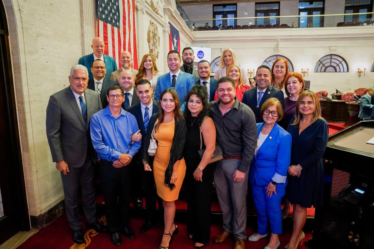 ✅ RESULTADOS DEL TRABAJO LEGISLATIVO | Durante la sesión legislativa de hoy, en el Senado de Puerto Rico aprobamos una amplia agenda enfocada en atraer inversión privada, fortalecer la administración pública y brindar mayor protección a sectores vulnerables.

🏗️ Impulsamos el