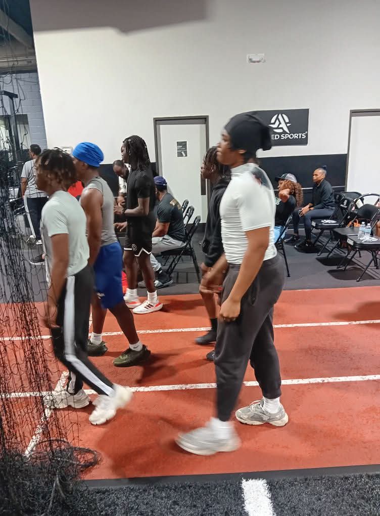kalebjohnson34's tweet image. I WILL BE @BearkatsFB CAMP WEDNESDAY JUNE 18TH READY TO WORK!!!
THANK YOU @CoachRolandFrey FOR THE INVITE!!!
@CoachPhilLongo @31_CoachFAL @CoachMooring @HokaHeyFootball @CoachKirkMartin @jeffries_jacob @CoachMack_MHS @DonnieBaggs_ @blaylock_23 @PrepRedzoneTX @Marchen44…