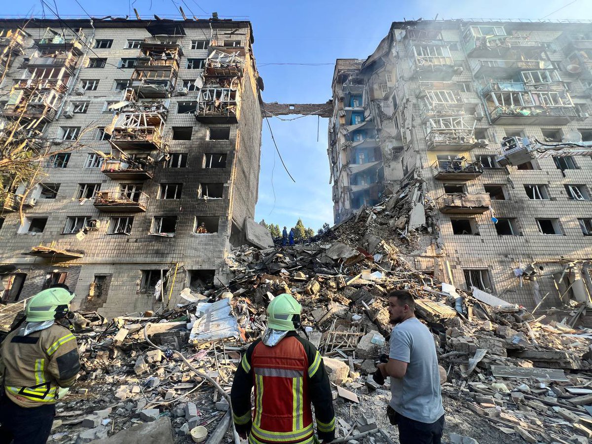 Russia launched another night of terror. A wave of missiles targeted sleeping civilians across multiple cities.

In Kyiv, 14 people were killed after a missile destroyed an entire apartment block. Over 55 injured. At least 27 sites across the capital were hit — including homes,