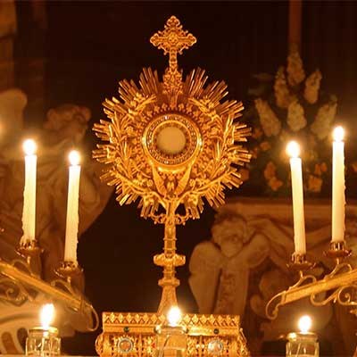 Dimanche, nous célébrerons la Fête-Dieu ❤️ #FeteDieu